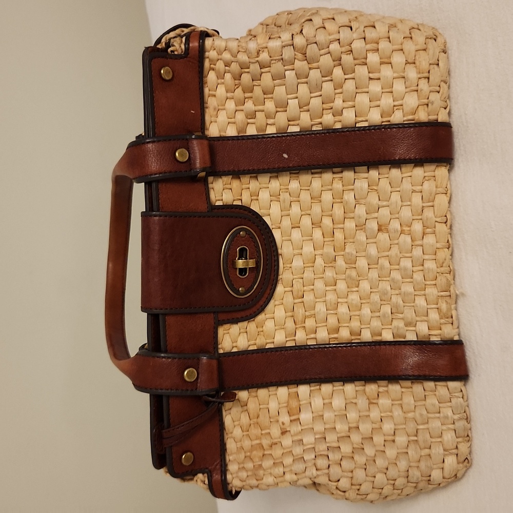 Straw purse
